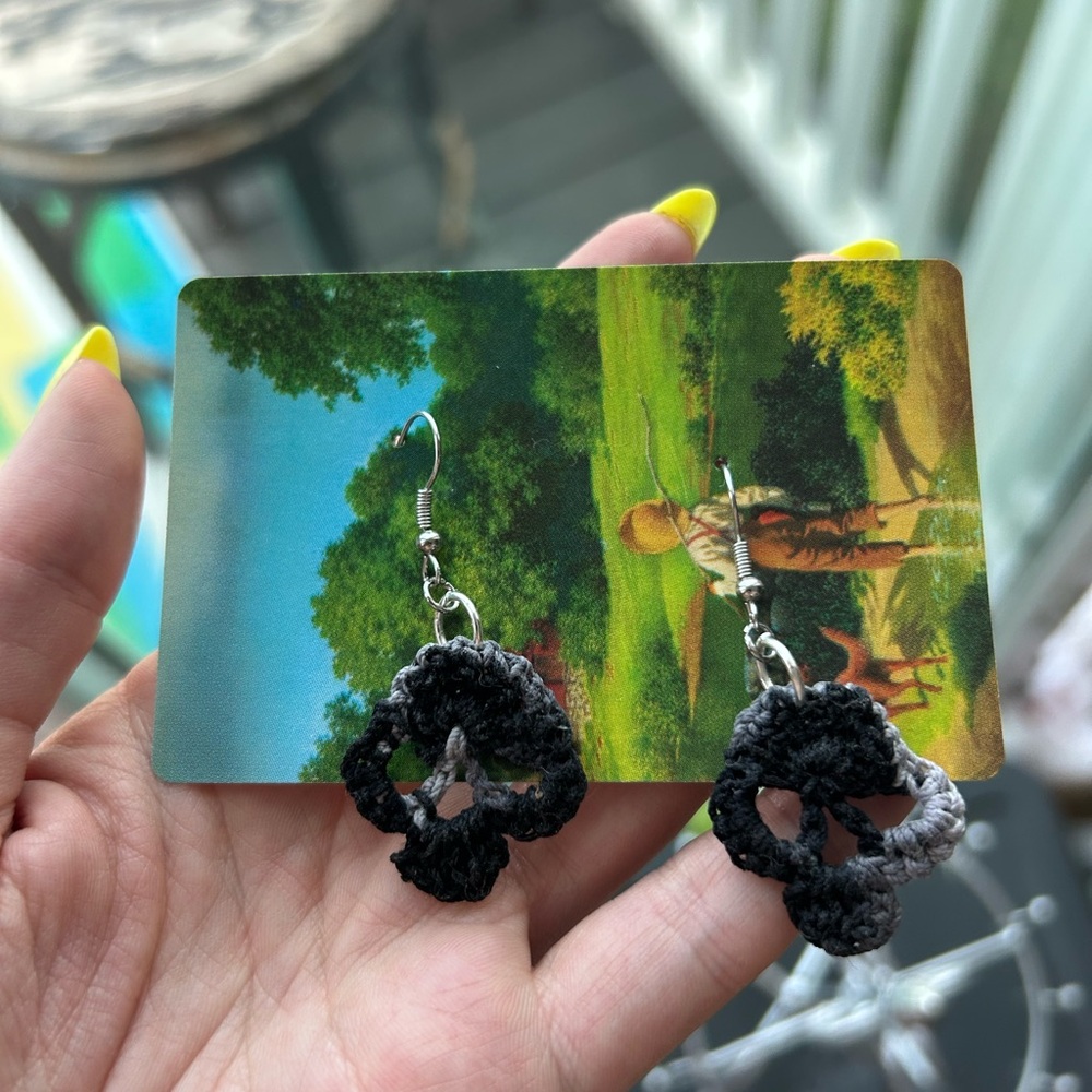 Crochet skull earrings